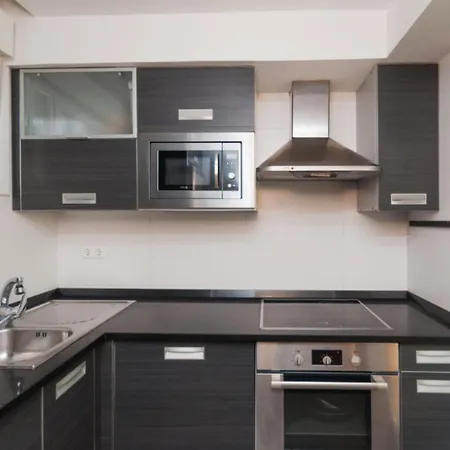 Apartment Ulia A - Local Rentss